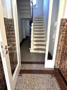 Eingang und Windfang - 