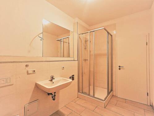 Badezimmer - Etagenwohnung mit 77,00 m&sup2; in Delitzsch zur Miete