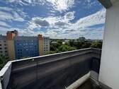 Loggia - Sofort frei! Helle 3-Zimmer-Wohnung mit Loggia und Stellplatz