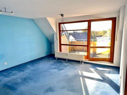 Wohnzimmer - 2 Zimmer Etagenwohnung zum Kaufen in Wendelstein