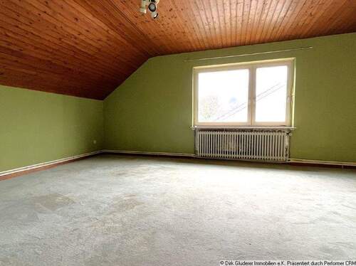 Schlafzimmer im Dachgeschoss - 