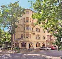 Frankfurt-Bockenheim: Hervorragende Stadtlage - komplett vermietetes Mehrfamilienhaus mit Gewerbe - Frankfurt am Main