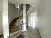Gepflegtes Treppenhaus - 