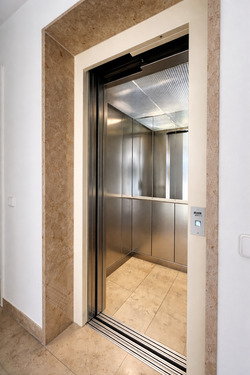 Fahrstuhl - Etagenwohnung mit 54,00 m&sup2; in Unterschleißheim zum Kaufen