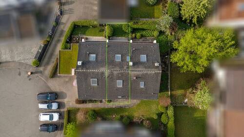 Drohne von oben - Reihenmittelhaus mit 129,00 m&sup2; in Renningen zum Kaufen