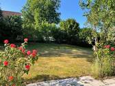 Garten - Herbstaktion - Sonniges Grundstück für EFH, DH oder MFH (Wfl. bis ca. 250 m2) mit Altbestand