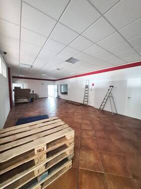 Gewerbeflaeche_EG_Raum_1_1.jpg - Gewerbefläche im EG in guter Lage