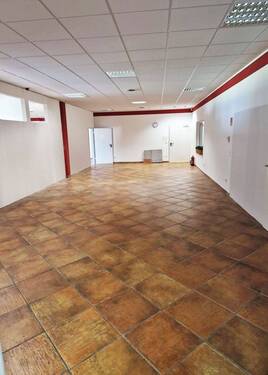 Gewerbeflaeche_EG_Raum_1_3.jpg - 