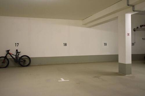 Tiefgaragenplatz.jpg - 