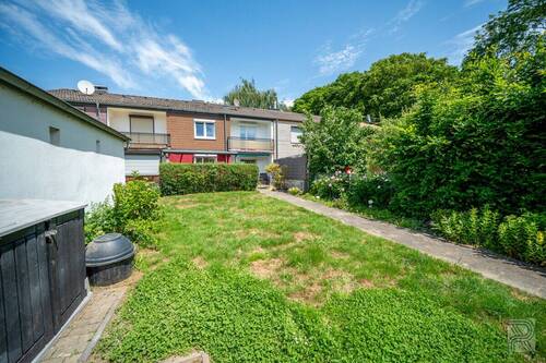 Garten - Reihenmittelhaus mit 94,00 m&sup2; in Alsdorf zum Kaufen