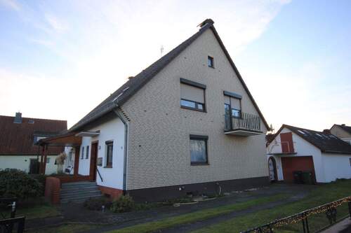 Seitenansicht - Doppelhaushälfte mit 93,70 m&sup2; in Dörverden zum Kaufen