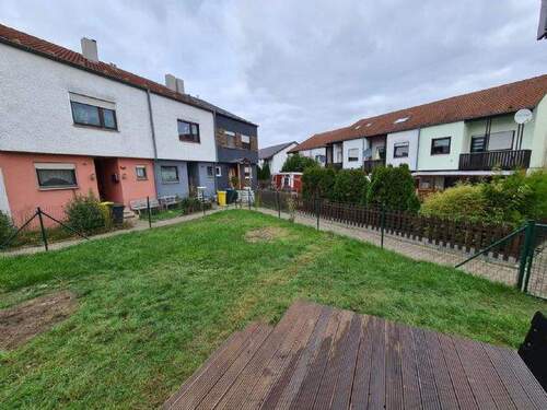 Garten - Reihenendhaus mit Garage - 1.300,00&nbsp;EUR Kaltmiete, ca.&nbsp; 131,10&nbsp;m&sup2;&nbsp;Wohnfl&auml;che