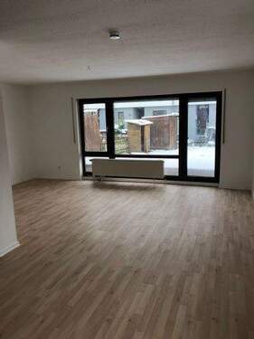 Wohnzimmer - 5 Zimmer Reihenendhaus zur Miete in Kabelsketal