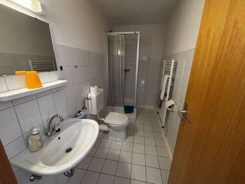 Badezimmer Vorderhaus - 