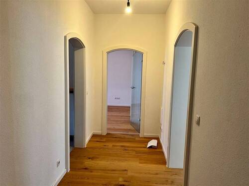 1.OG Flur - 1 Zimmer Mehrfamilienhaus, Wohnhaus in Bamberg