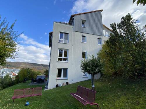 Haus, Seitenansicht - Etagenwohnung mit 74,00 m&sup2; in Jena zum Kaufen