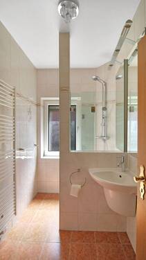 Badezimmer EG - 