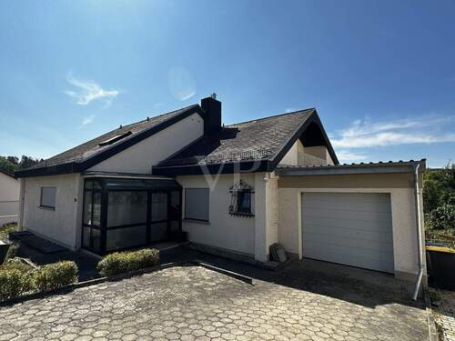 Hausansicht - 1 Zimmer Einfamilienhaus zum Kaufen in Bad Neustadt an der Saale / Herschfeld