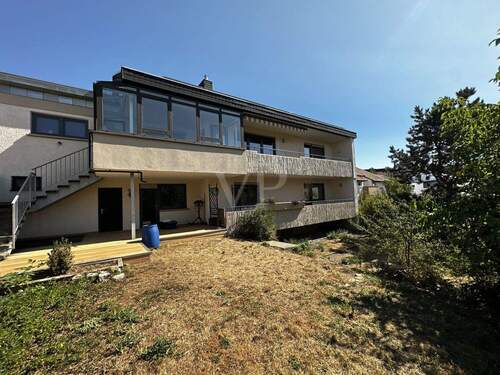 Hausansicht vom Garten - 1 Zimmer Einfamilienhaus in Bad Neustadt an der Saale / Herschfeld