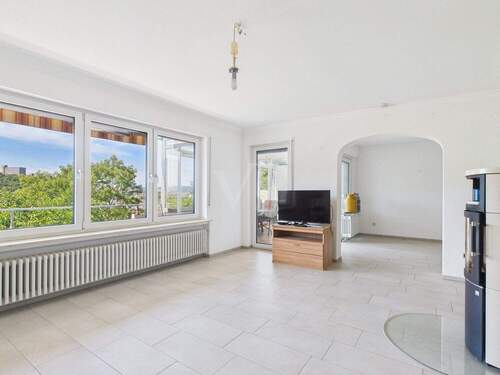 Wohnzimmer - Einfamilienhaus mit 322,00 m&sup2; in Bad Neustadt an der Saale / Herschfeld zum Kaufen