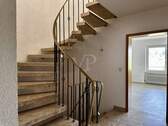 Treppe zum DG - 
