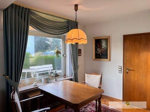 Ihr Esszimmer mit Zugang zur Küche / Wohnzimmer - 