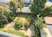 Blick in den Garten - (KI) - 