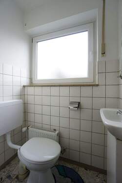 Gäste-WC im Erdgeschoss - 
