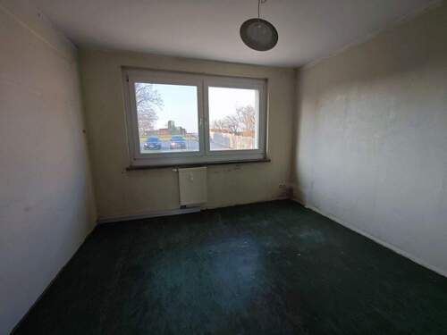 Zimmer.jpg - Etagenwohnung mit 73,20 m&sup2; in Nossen zum Kaufen