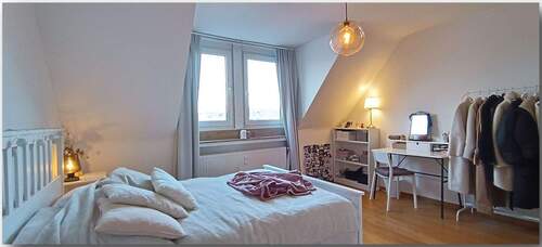 Schlafen Ansicht 2 Fli.jpg - 