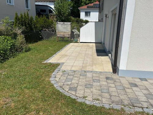 Zugang West/Terrasse - 