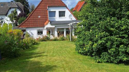 165 Ansicht hinten - 4 Zimmer Mehrfamilienhaus, Wohnhaus in Scharbeutz