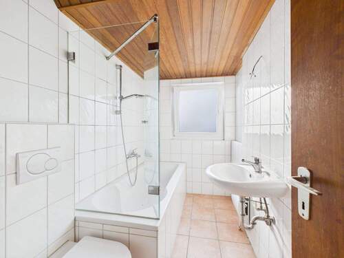 Badezimmer - 2 Zimmer Etagenwohnung in Ratingen