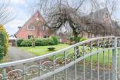 Straßenansicht - 9 Zimmer Einfamilienhaus zum Kaufen in Wentorf bei Hamburg