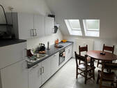 IMG_1119 - WOHNEN im Dachgeschoss - modetne EBK *** Bad mit Fenster + Wanne !