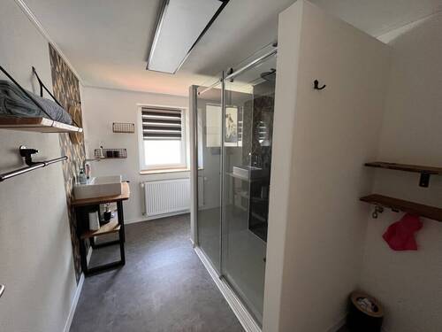 Badezimmer - Einfamilienhaus mit 184,00 m&sup2; in Hofgeismar / Schöneberg zum Kaufen
