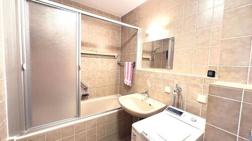 Badezimmer, Badewanne - 