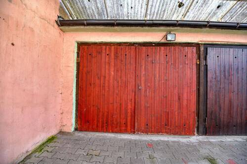 Garage - 