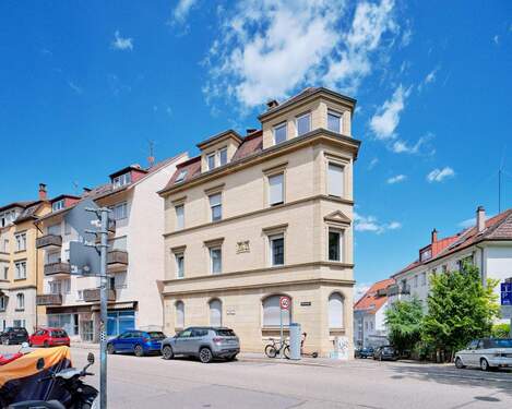Straßenansicht - 5 Zimmer Etagenwohnung in Stuttgart