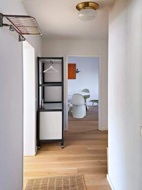 Flur - Etagenwohnung mit 76,00 m&sup2; in München zum Kaufen