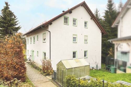 Außenansicht - 3 Zimmer Etagenwohnung in Mitterfels