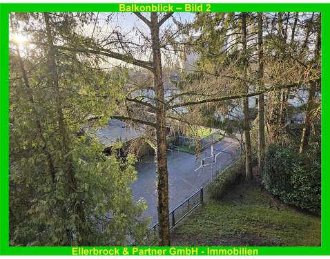 Balkonblick Bild 2 - 
