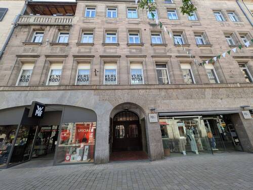 PXL_20260503_123624113 - Moderne trifft Historie: Sanierte Altbau-Perle mit Ruhe-Oase im Herzen Fürths