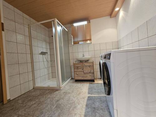 Badezimmer - Reihenmittelhaus mit 110,00 m&sup2; in Zella-Mehlis zum Kaufen