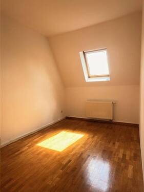 Zimmer 4 - 