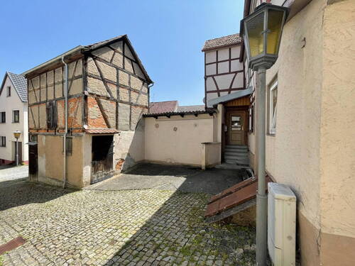 Bild 4 - Mehrfamilienhaus, Wohnhaus mit 266,00 m&sup2; in Maßbach zum Kaufen