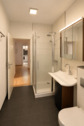Modernes Badezimmer - 