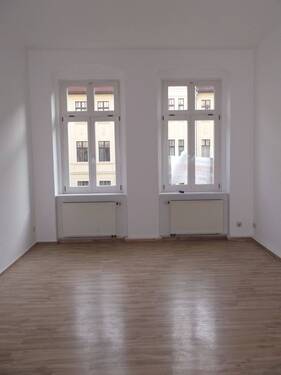 Wohnzimmer - Etagenwohnung mit 80,70 m² in Görlitz zur Miete