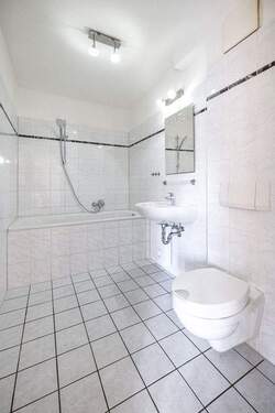 23 Haan - Steinkulle - Bad - 