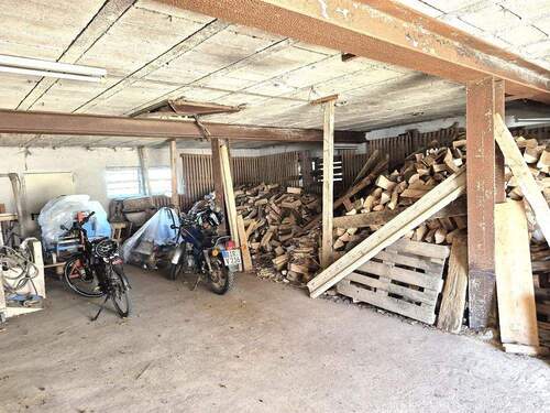 ehem. Stall/Holzlager - 
